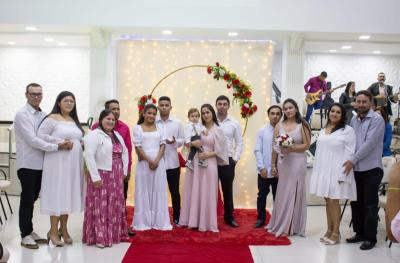 Casamento coletivo iniciou celebração de 50 Anos da Assembleia de Deus em Laranjeiras do Sul 